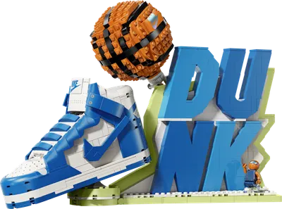 Nike Dunk x LEGO Set