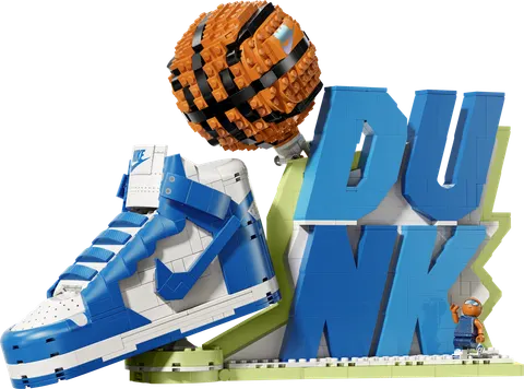 Nike Dunk x LEGO Set